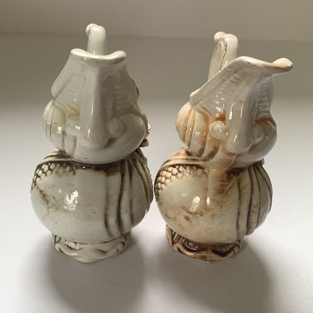 Vintage Italian Ceramic Porcelain Pair Of Personal Creamers Made In Italy - Picture 2 of 6